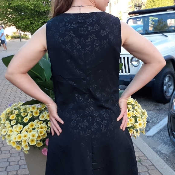 Little Black Dress - Picture 5 of 14